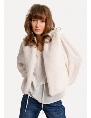 Willow Woven Sleeveless Faux Fur Jacket - Off White offre 