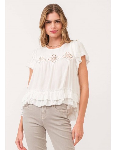 Vada Top with Embroidery - White 50% de réduction en Octobre 2024